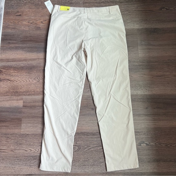 All in Motion Men's Cream Commuter Pant - Picture 2 of 7